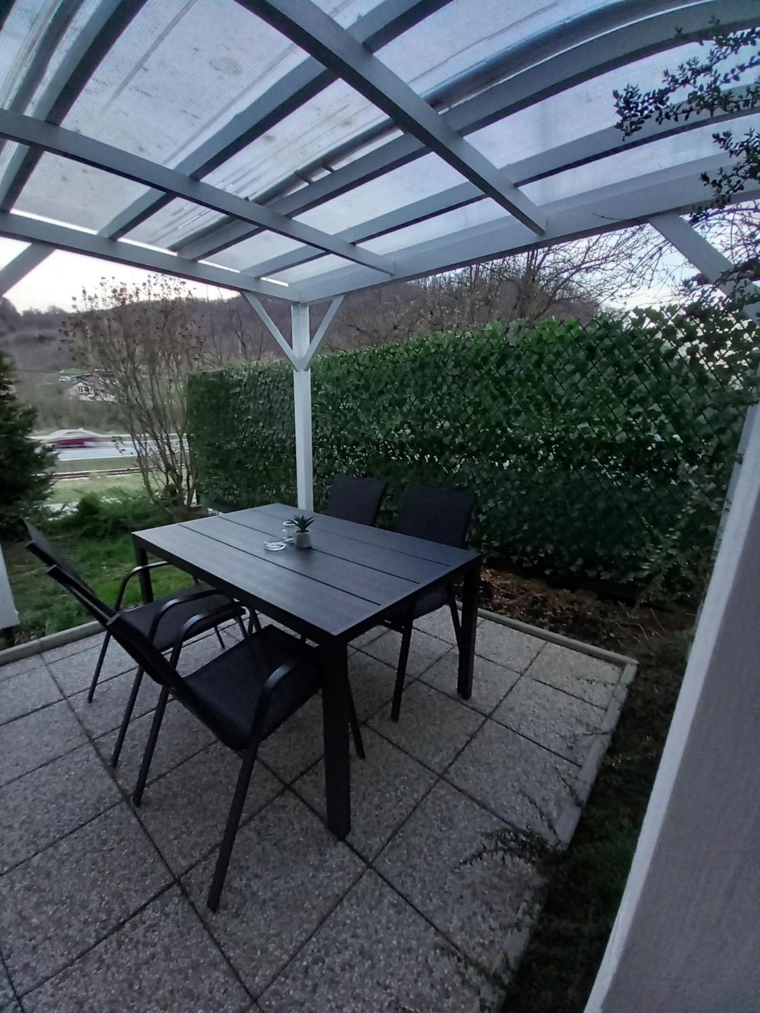Apartman Mr Guest Krapina Exteriör bild
