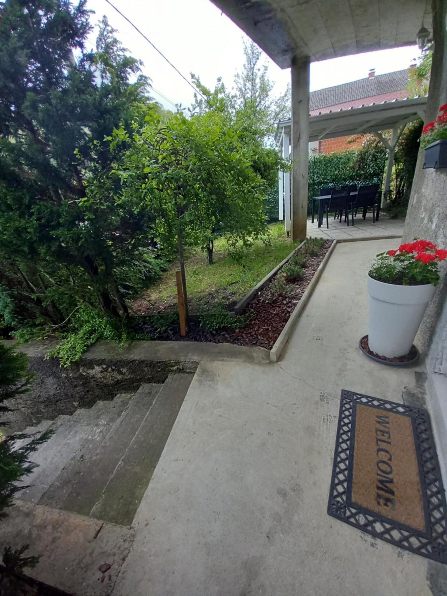 Apartman Mr Guest Krapina Exteriör bild